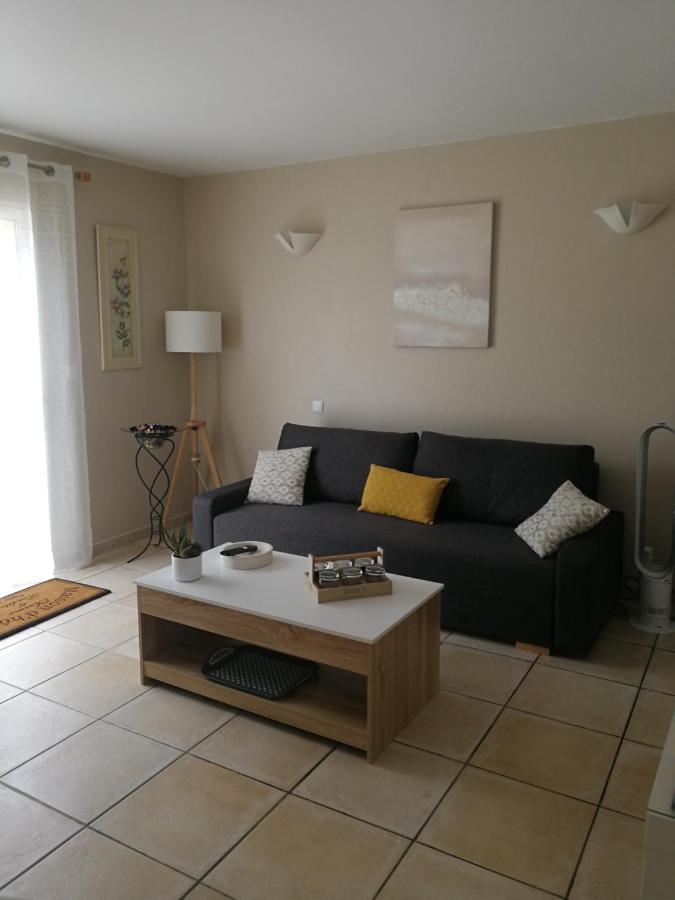 Au Doux Repos Bed and Breakfast Lucbardez-et-Bargues Exteriör bild