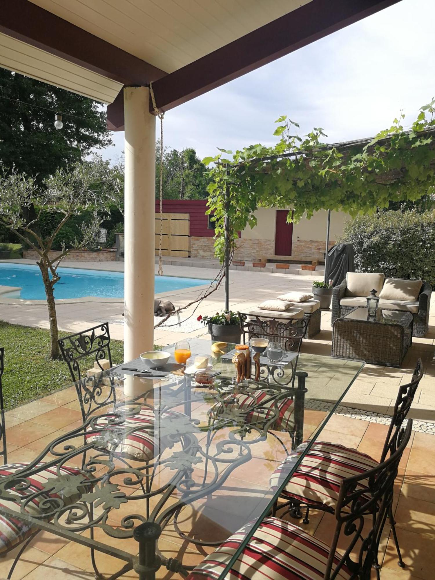Au Doux Repos Bed and Breakfast Lucbardez-et-Bargues Exteriör bild